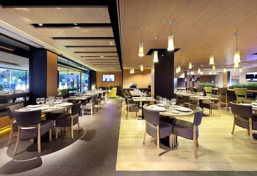 فندق Occidental Bilbao