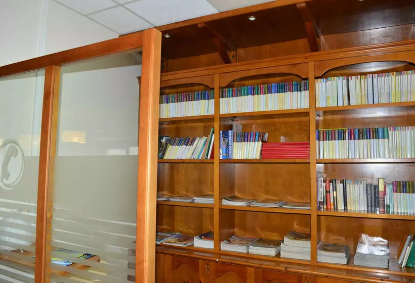 酒店 Puerta Pinares