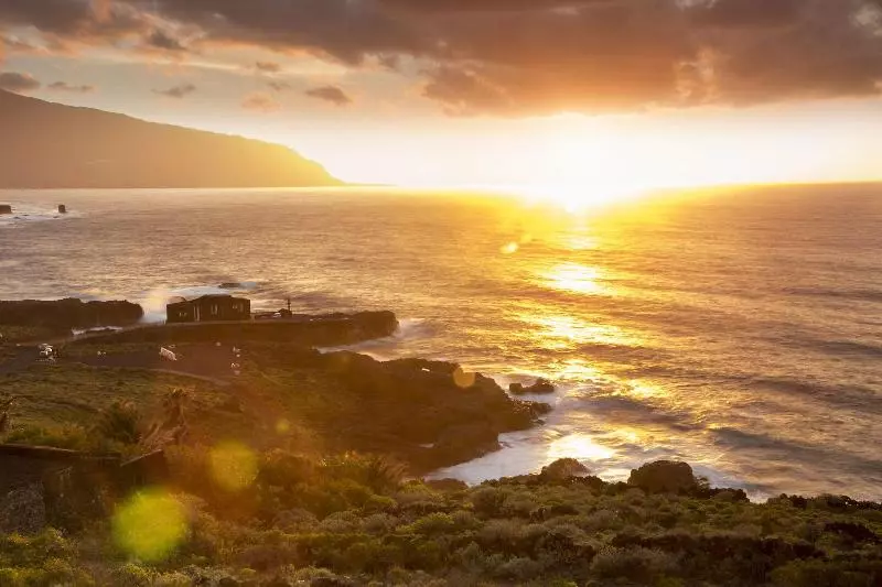 فندق Puntagrande