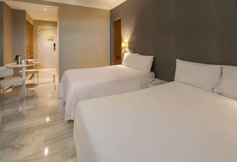 Отель Sol Guadalmar