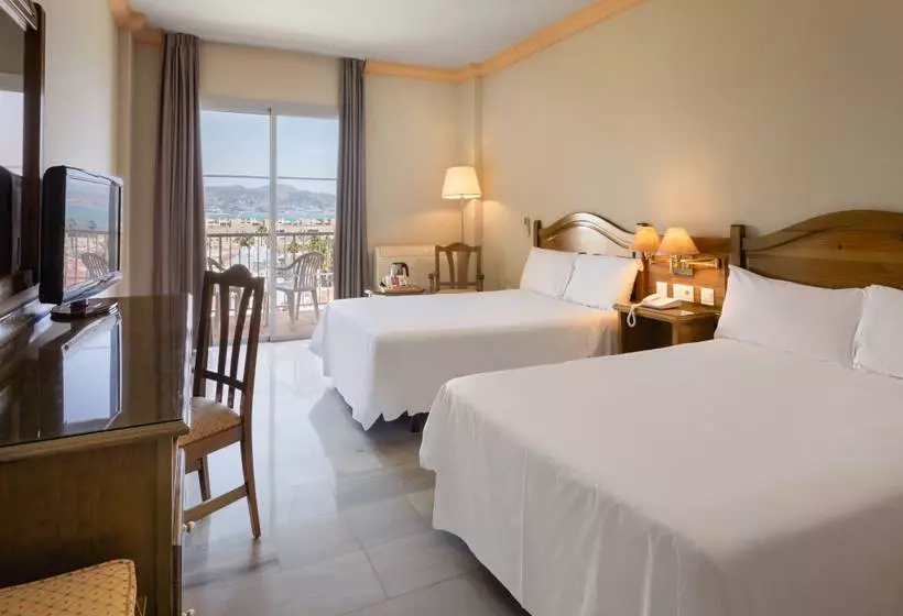 Отель Sol Guadalmar