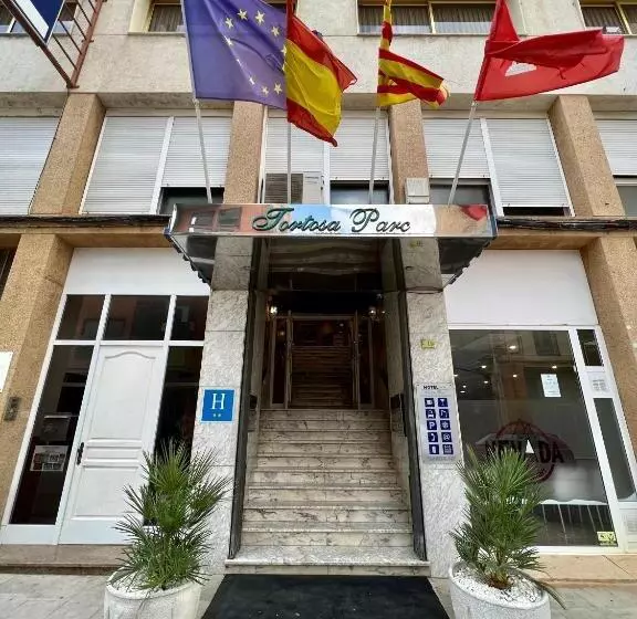 هتل Tortosa Parc