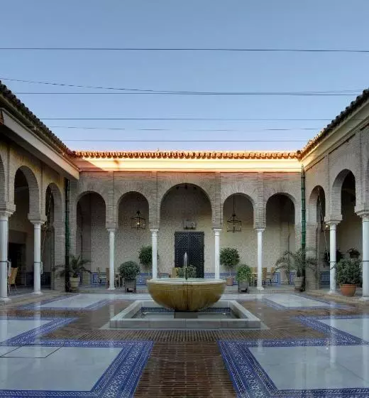 Parador De Carmona