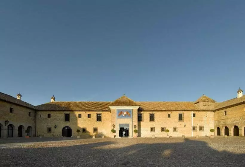 Parador De Carmona