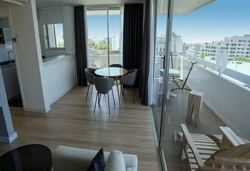 Coral Suites & Spa - Adults Only