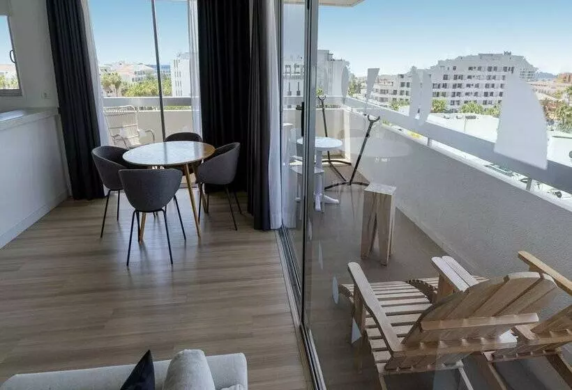 Coral Suites & Spa - Adults Only