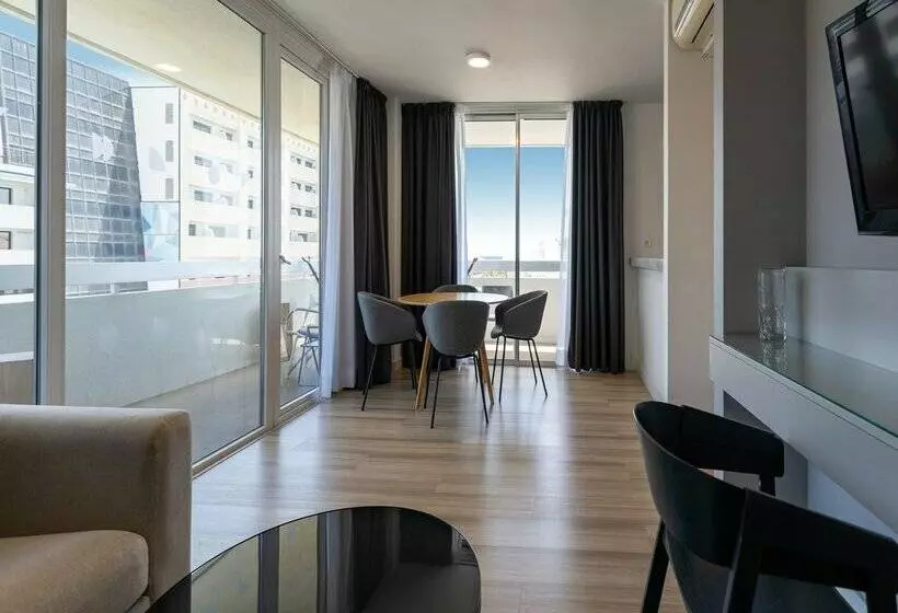 Coral Suites & Spa - Adults Only