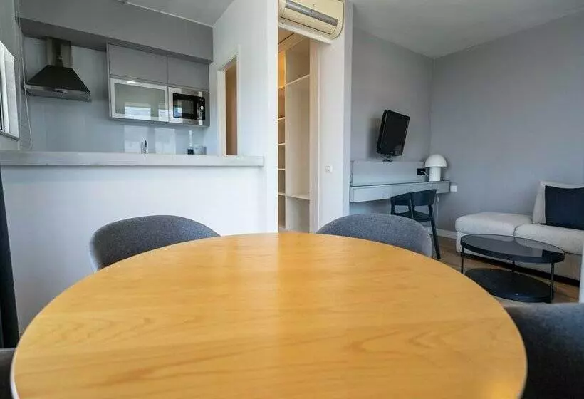 Coral Suites & Spa - Adults Only