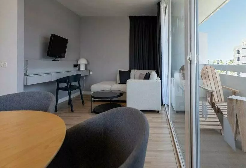 Coral Suites & Spa - Adults Only