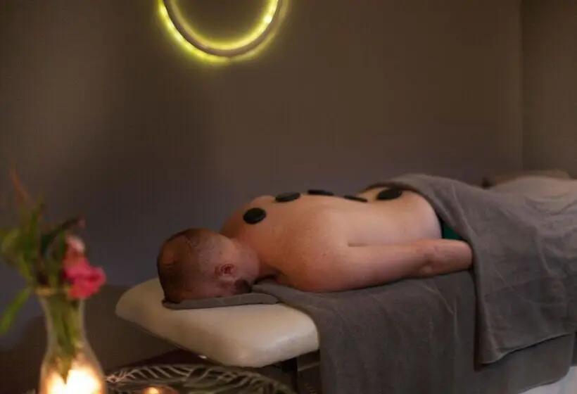 Coral Suites & Spa - Adults Only