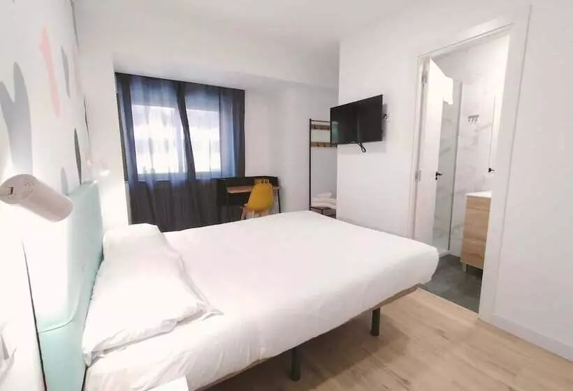 Hostal Carmen By Gaiarooms