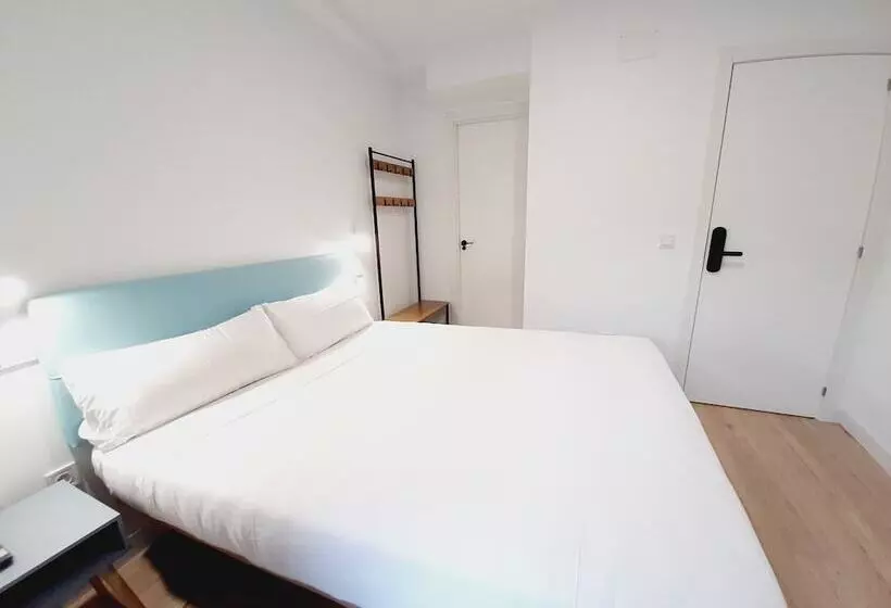 Hostal Carmen By Gaiarooms