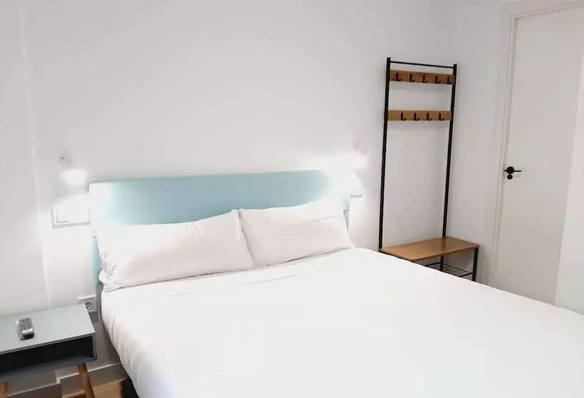 Hostal Carmen By Gaiarooms