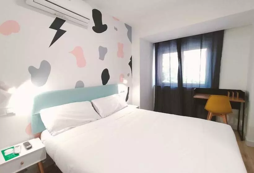 Hostal Carmen By Gaiarooms