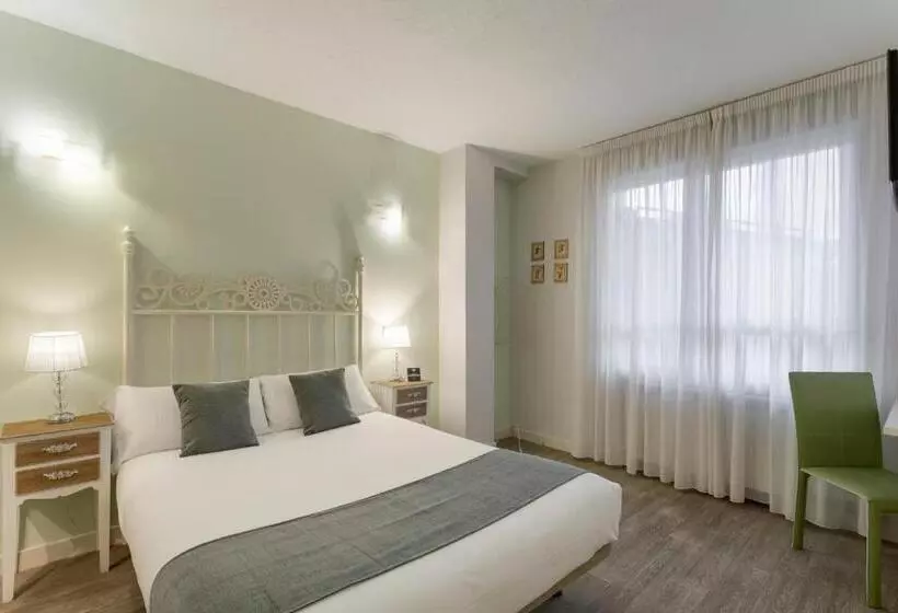 בית מלון כפרי Alda Centro Zamora