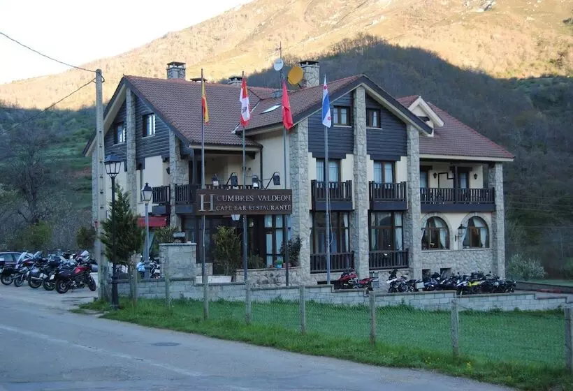 Szálloda Cumbres Valdeón