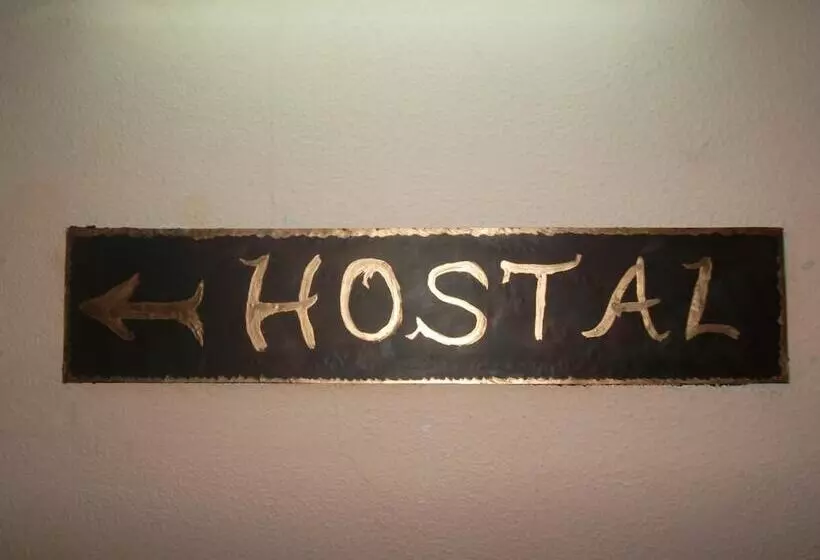 Отель Hostal Cumbre