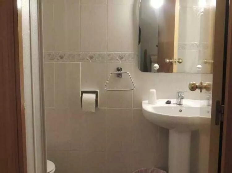 Отель Hostal Cumbre