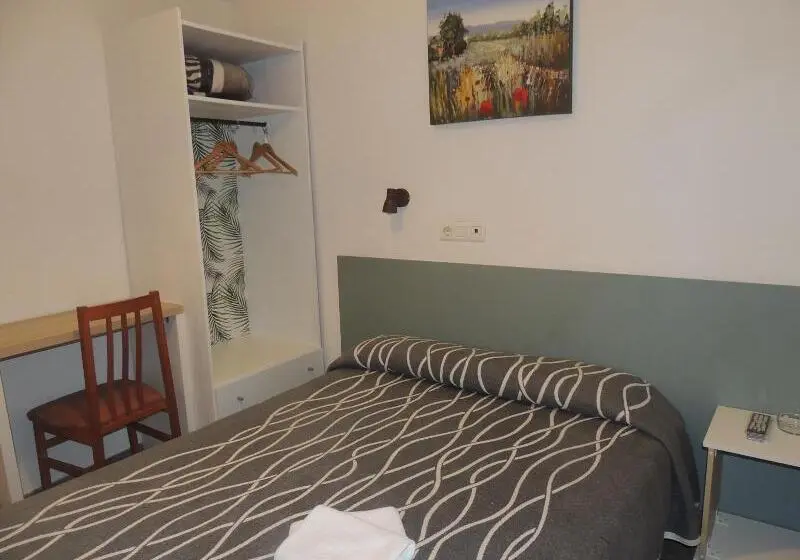 هتل Hostal Cumbre
