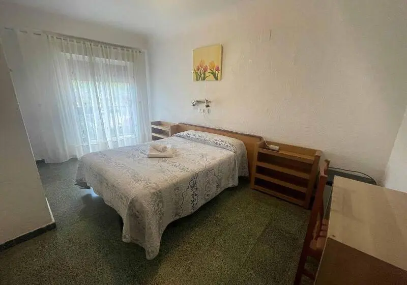 هتل Hostal Cumbre