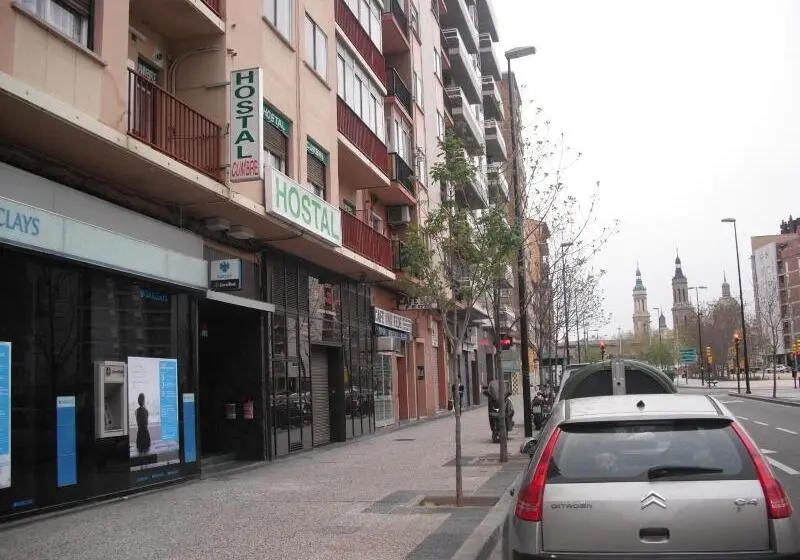 هتل Hostal Cumbre