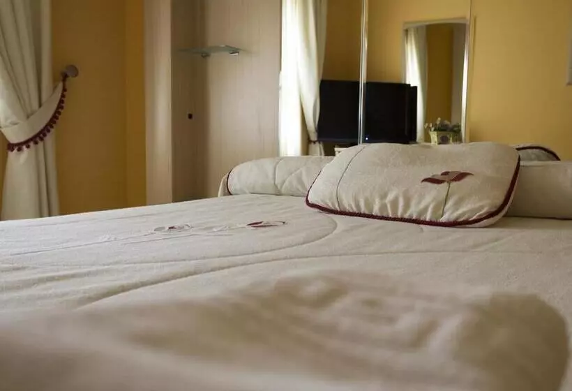 ホテル Hostal Dulcinea