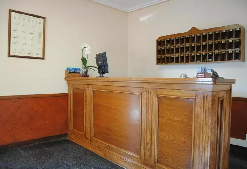 酒店 Hostal El Mirador