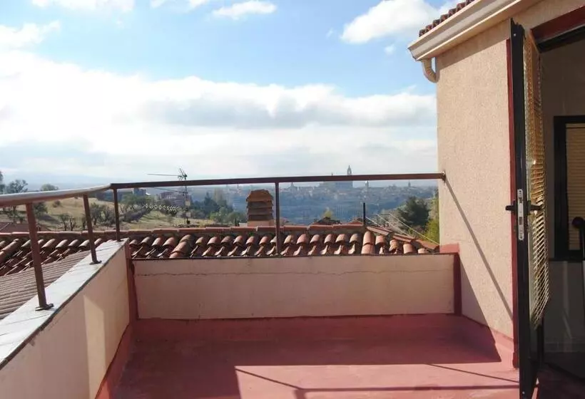 酒店 Hostal El Mirador