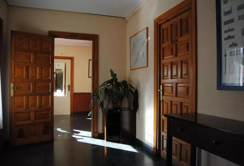 酒店 Hostal El Mirador