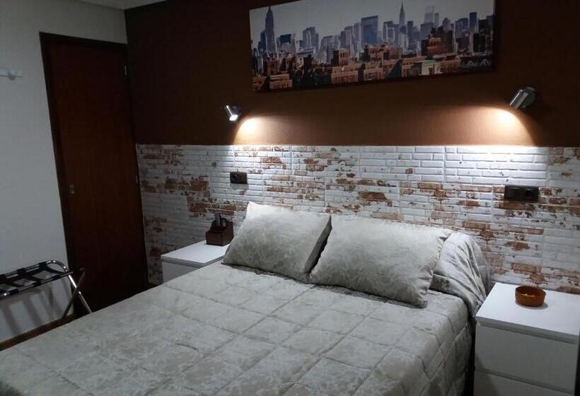 ホテル Hostal La Pilarica