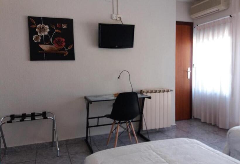 ホテル Hostal La Pilarica