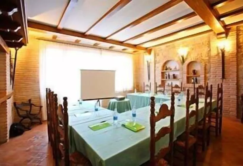 Hotel Merindad De Olite