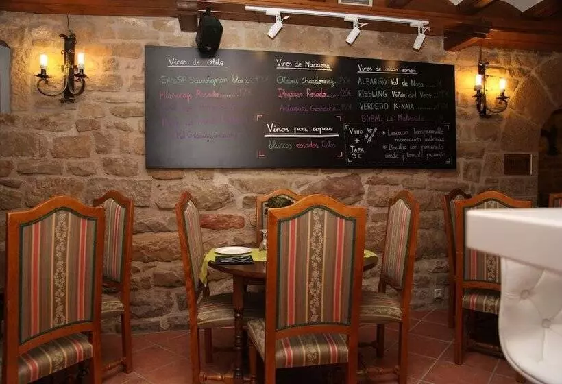 Hotel Merindad De Olite