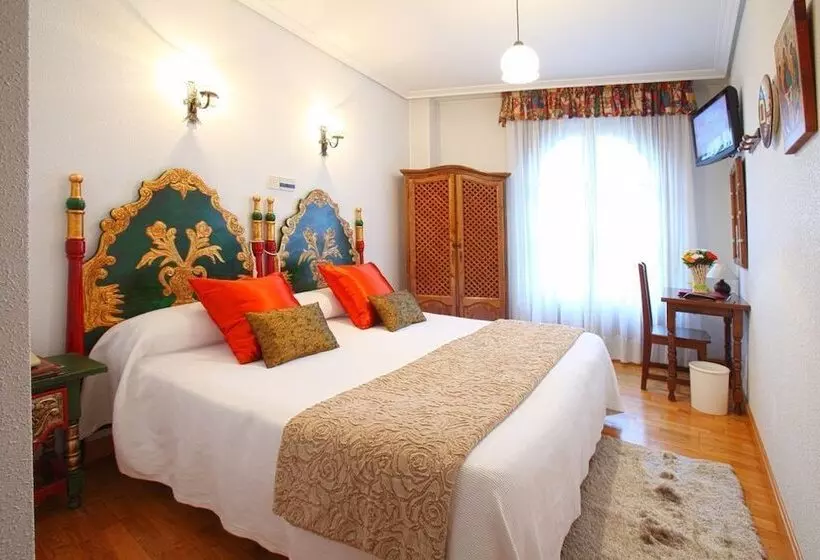 Hotel Merindad De Olite