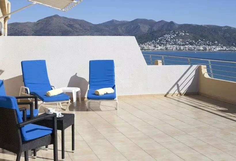 Отель Prestige Victoria