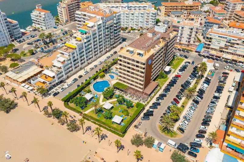 Отель Prestige Victoria