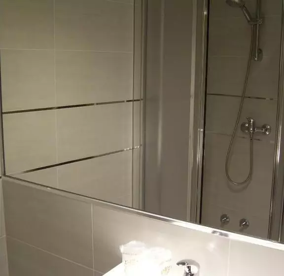 Хостел Pr Tambre