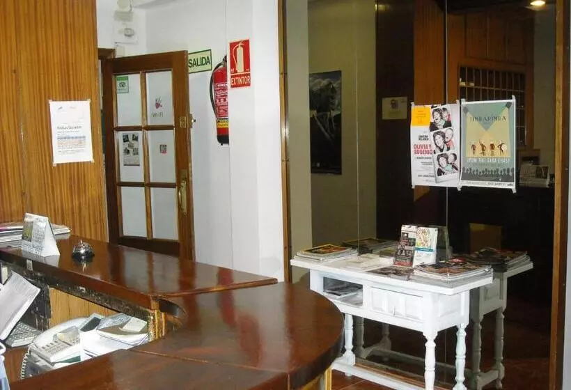 Hostal Residencia Avenida
