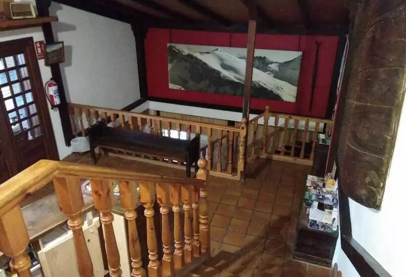 호텔 Albergue La Cabaña Hostel