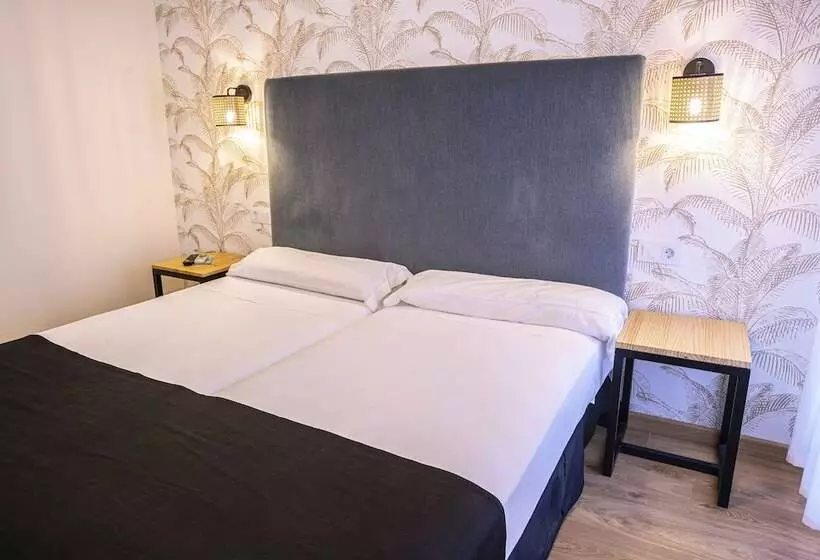 Szálloda Complejo Roma