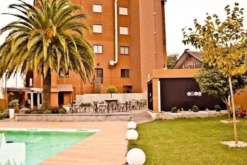 فندق Corona De Galicia