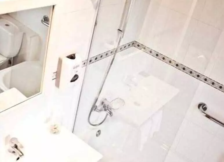 فندق Corona De Galicia