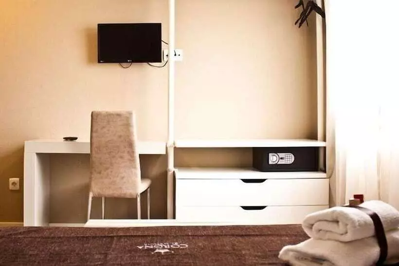 فندق Corona De Galicia