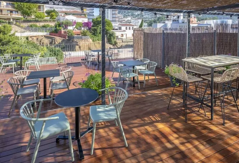 هتل Ght Miratge Only Adults 18 And Up