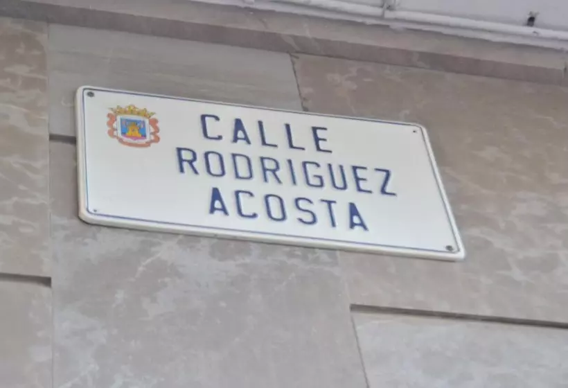 호텔 Hostal Tropical