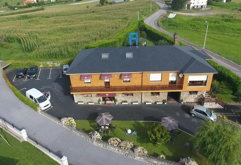 호텔 Hostería Los Sauces