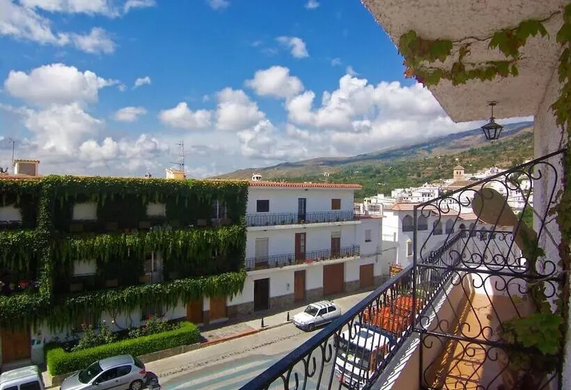 Отель Las Perdices