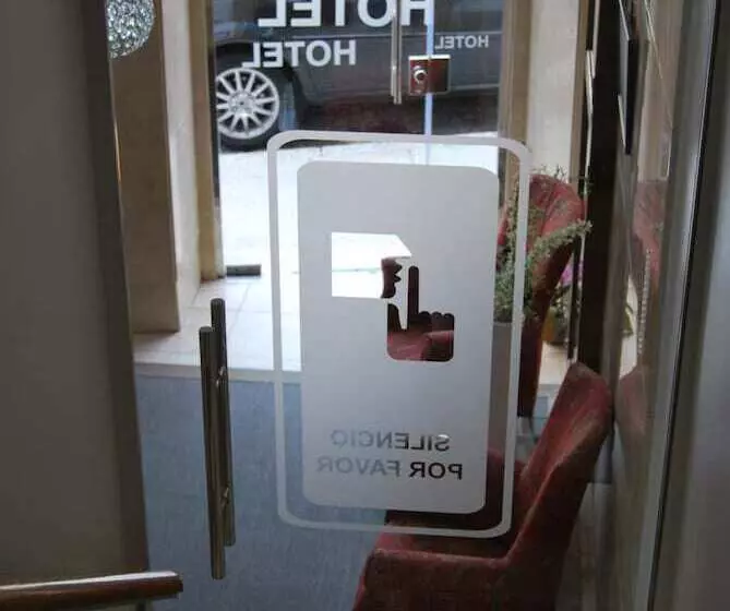 فندق Restaurante Elisardo