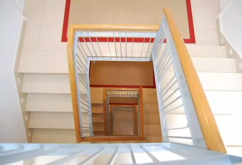 فندق Restaurante Elisardo