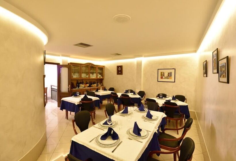 هتل Restaurante Elisardo